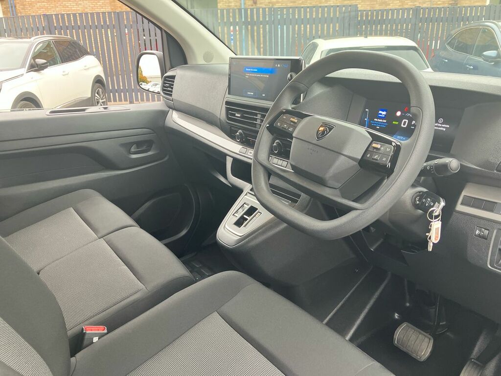 Peugeot E-Expert 75Kwh Professional Standard Panel Van 6Dr #8