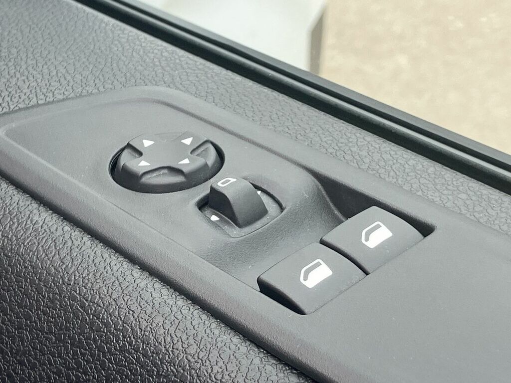 Peugeot E-Expert 75Kwh Professional Standard Panel Van 6Dr #16