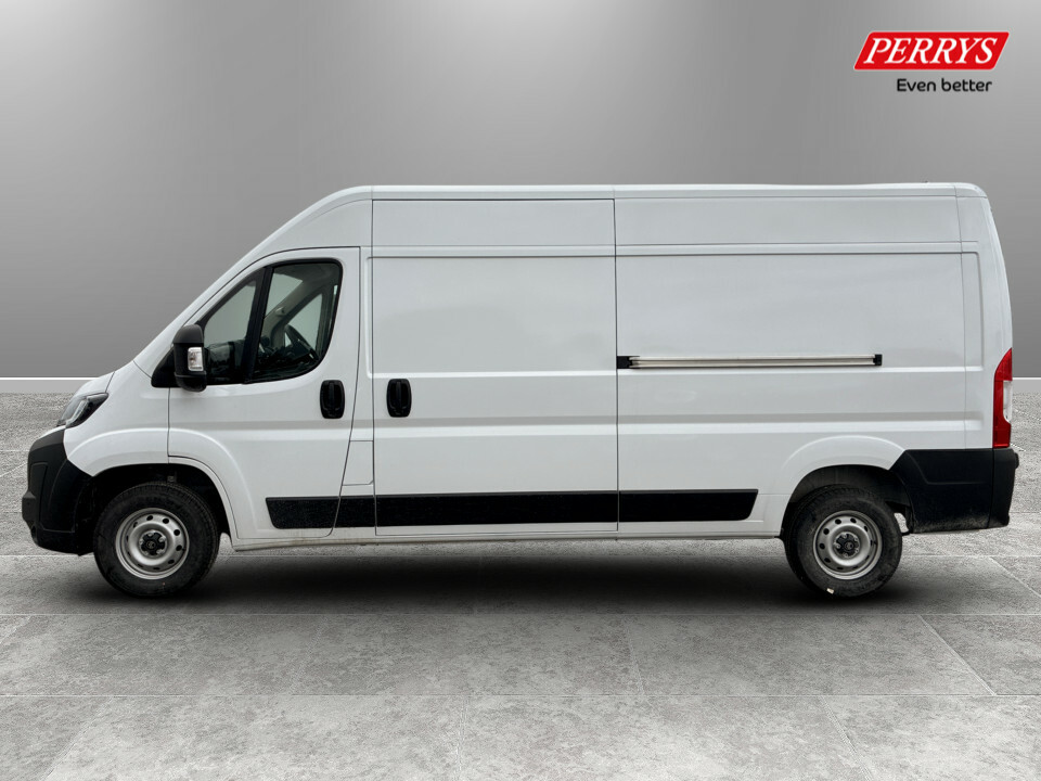 Citroen Relay 2.2 Bluehdi 140 H2 Van Enterprise YM26EZG White #4