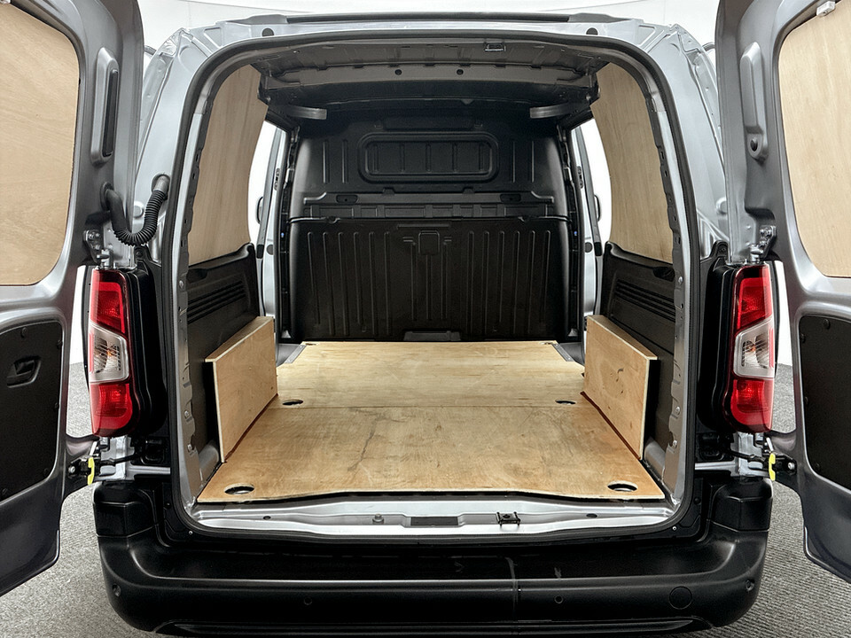 Vauxhall Combo-e Life 52Kwh Prime Panel Van Swb 7.4Kw Grey #14