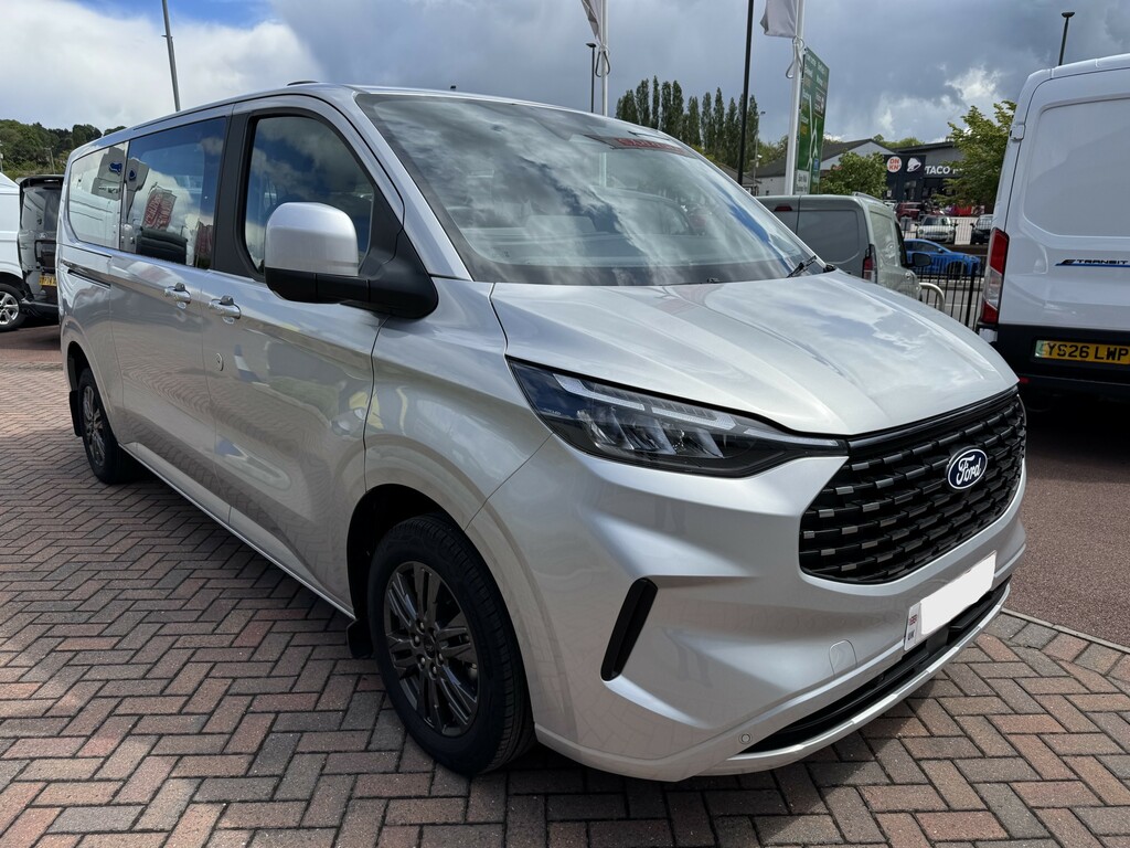 Ford Tourneo Custom Tourneo 320 L2 9 Seat Bus 170Ps Silver