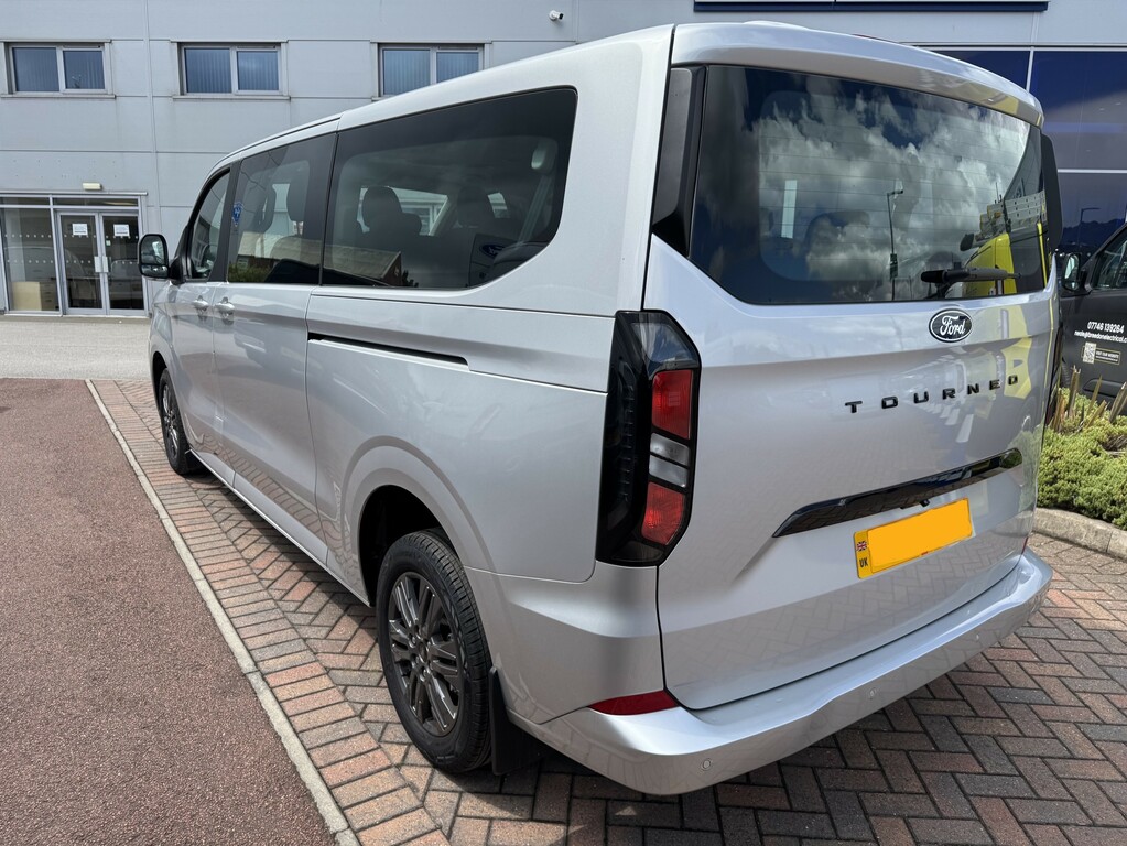 Ford Tourneo Custom Tourneo 320 L2 9 Seat Bus 170Ps Silver #5