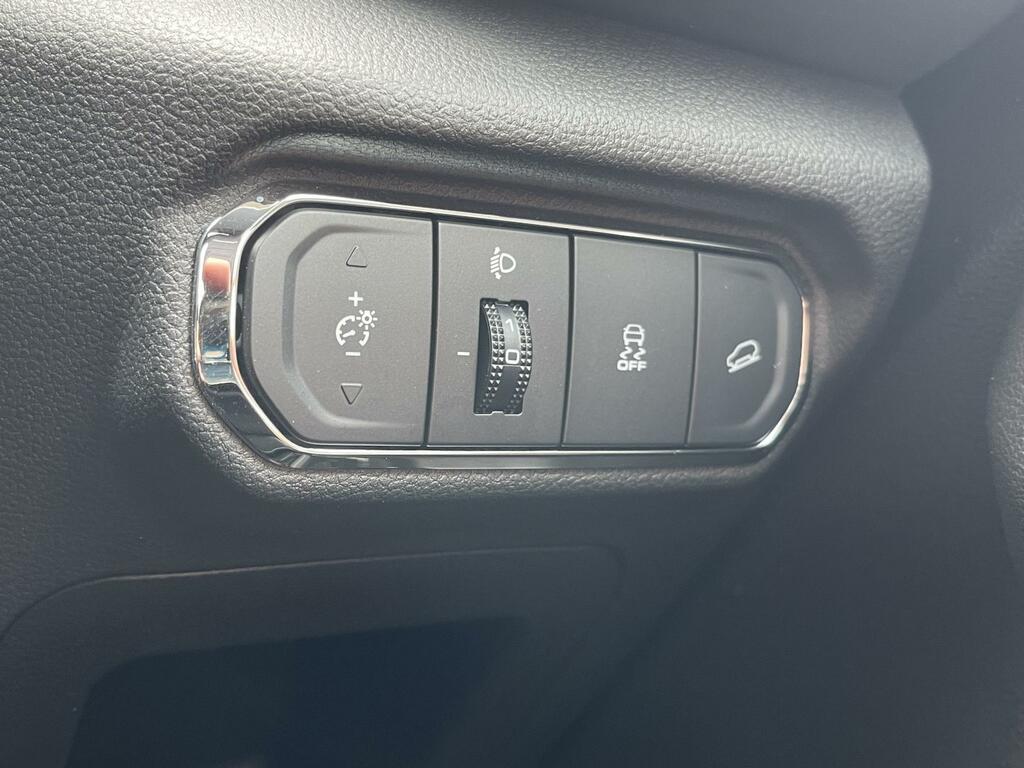 Great Wall Haval Jolion Pro 1.5 Ehev Lux Dht Blue #44