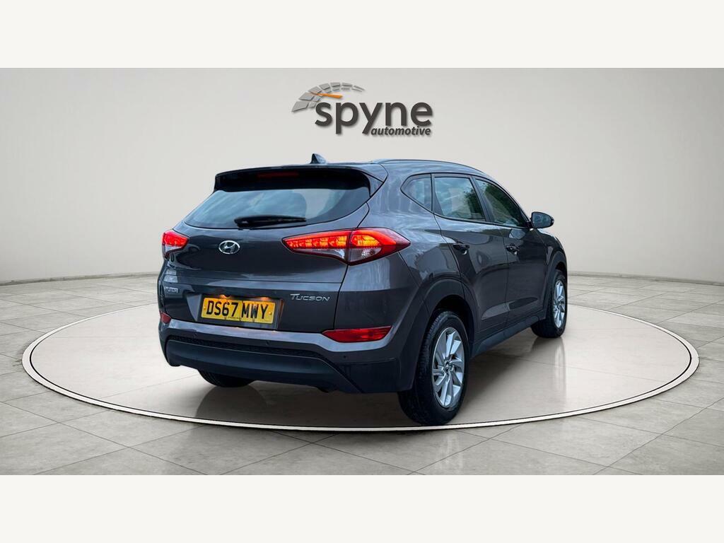 Hyundai Tucson 1.7 Crdi Blue Drive Se Nav Euro 6 S S Grey #3