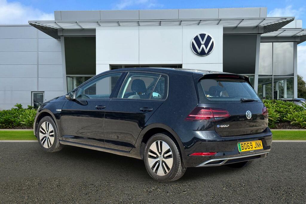 Volkswagen e-Golf 99Kw E-35kwh Black #3