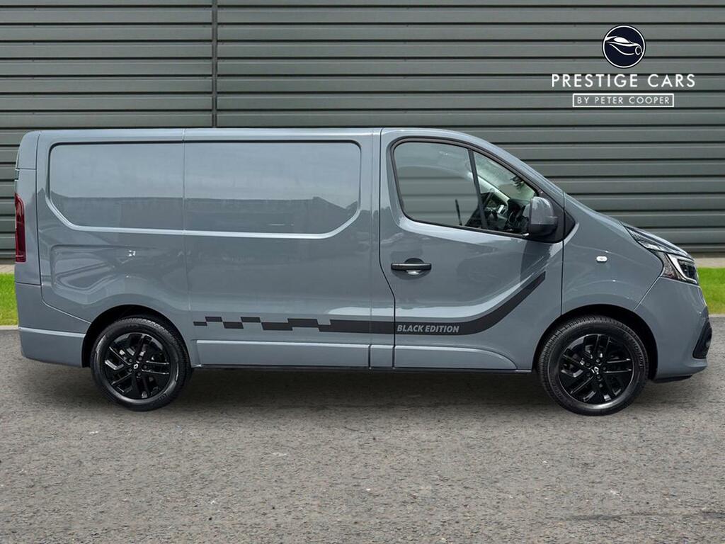 Renault Trafic 2.0 Dci Energy 28 Black Edition Edc Swb Standard R  #4