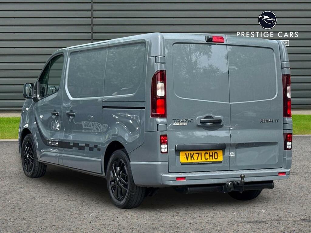 Renault Trafic 2.0 Dci Energy 28 Black Edition Edc Swb Standard R  #3