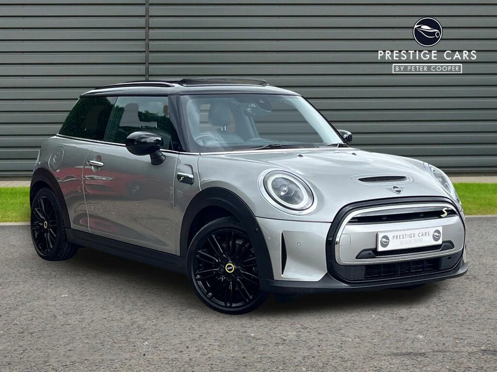 2023 Mini Hatch