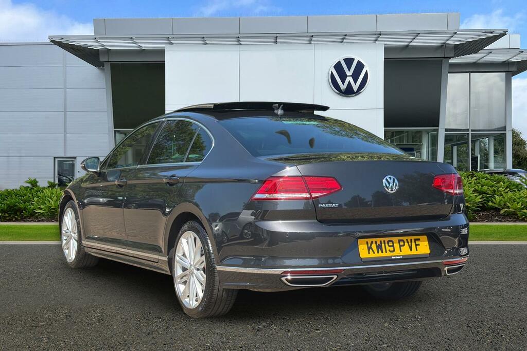 Volkswagen Passat 1.5 Tsi Evo 150 R-line Dsg Panoramic Roof Grey #3