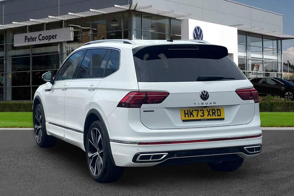 Volkswagen Tiguan Allspace 1.5 Tsi R-line Dsg HK73XRD White #3
