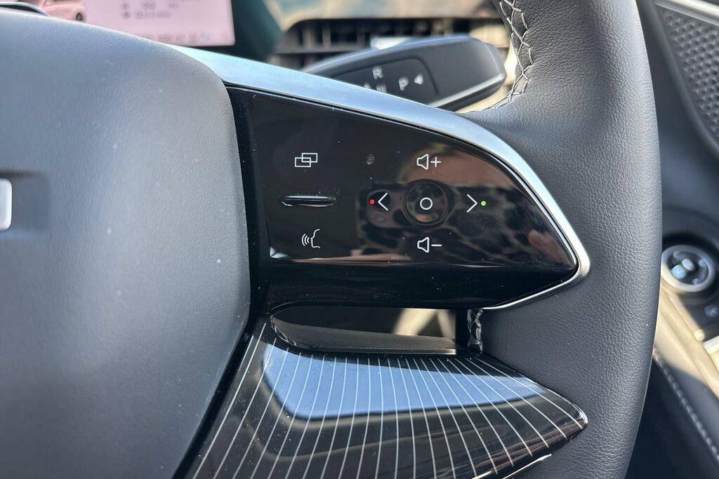 JAECOO 5 Dr Luxury 1.6 Black #15