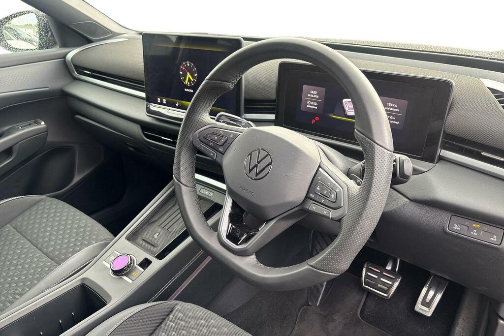 Volkswagen T-Roc 1.5 Etsi 150 R-line Dsg HY26FWR #6