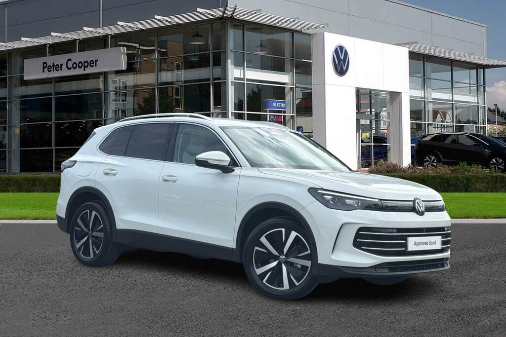 Volkswagen Tiguan 1.5 Etsi 150 Elegance Dsg White