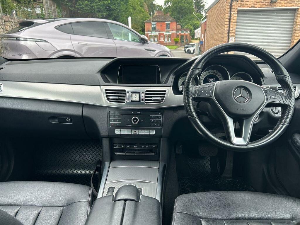 Mercedes-Benz E Class 2.1 E220d Bluetec Amg Line Coupe G-tron White #10