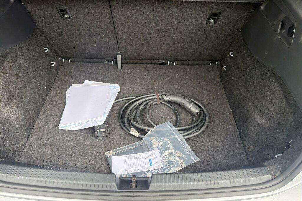 Volkswagen ID.3 Pro Performance 58Kwh Life Hatchback Grey #11