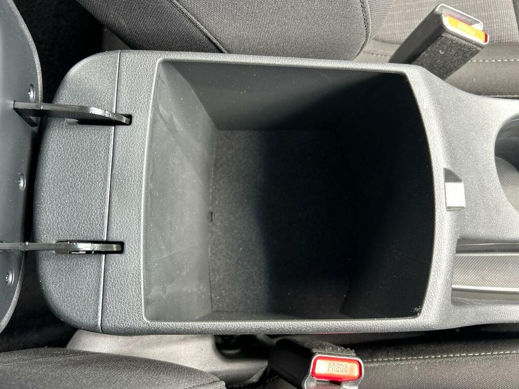 Hyundai Kona Premium Ev Red #25