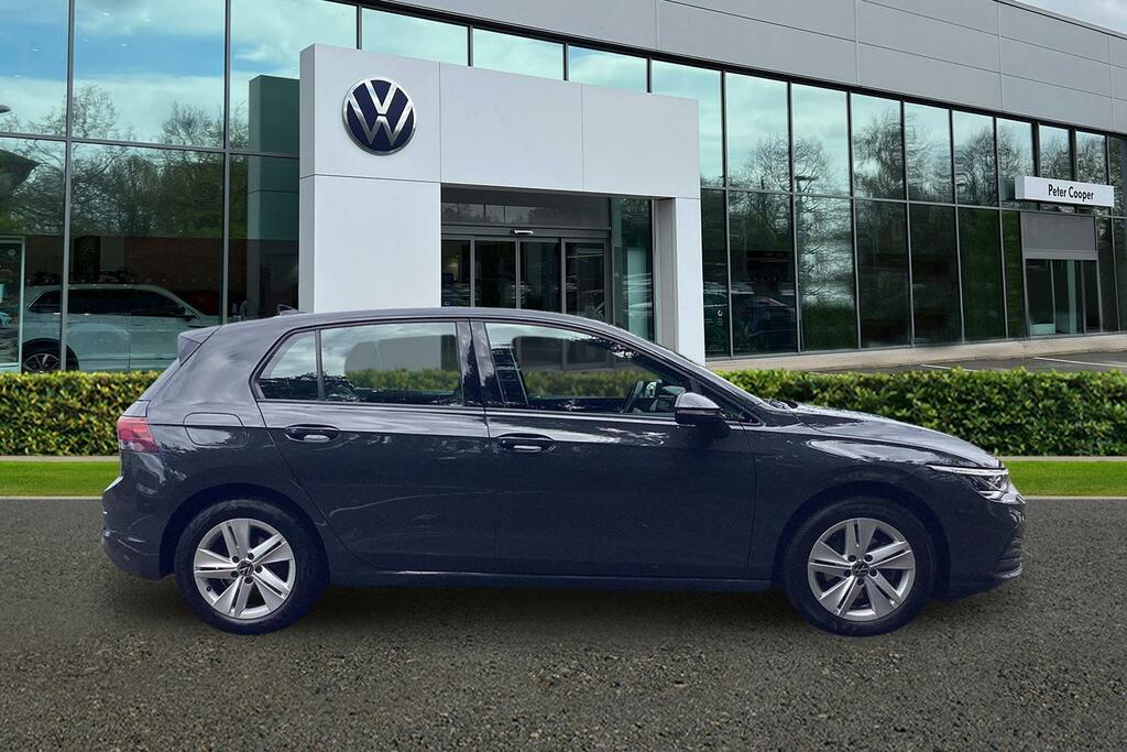 Volkswagen Golf 1.5 Tsi 150 Life FN71TXT #4