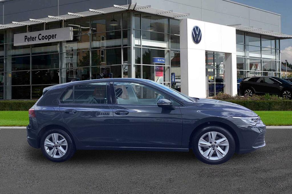Volkswagen Golf 1.5 Tsi Life YG23WBJ #4