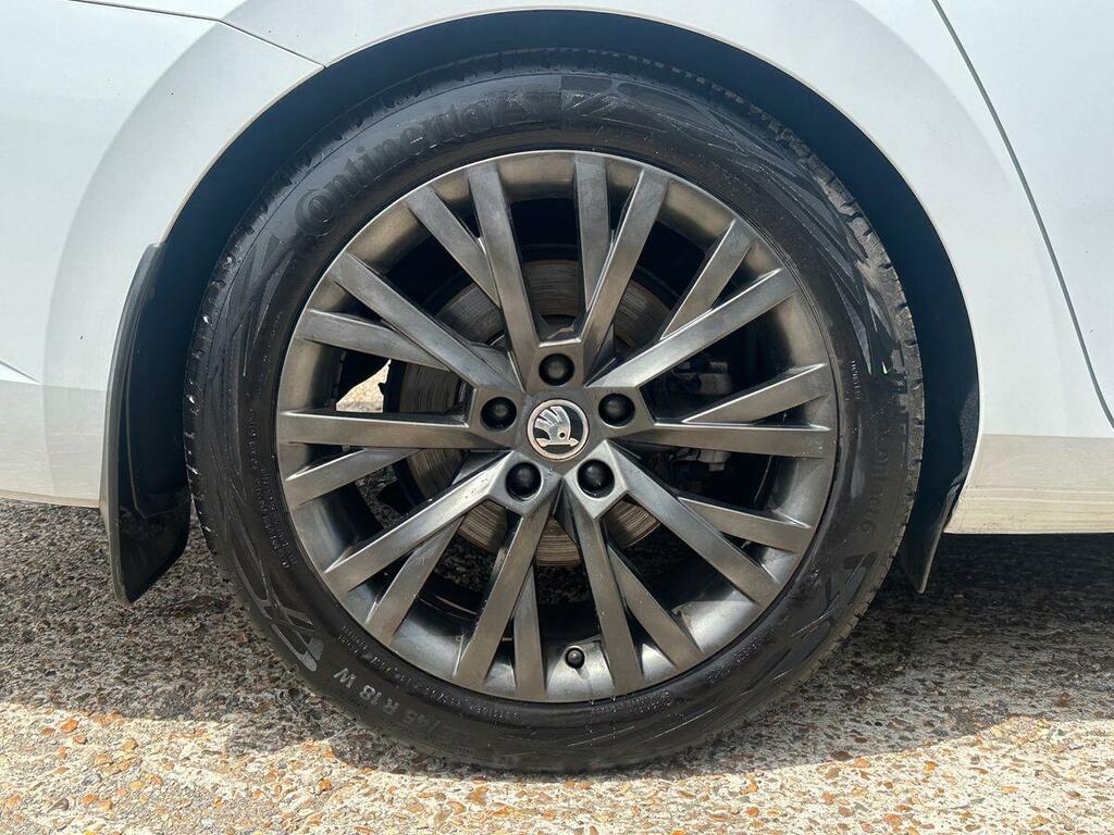 Skoda Superb 2.0 Tdi Se L Dsg 4Wd Euro 6 Ss  #5