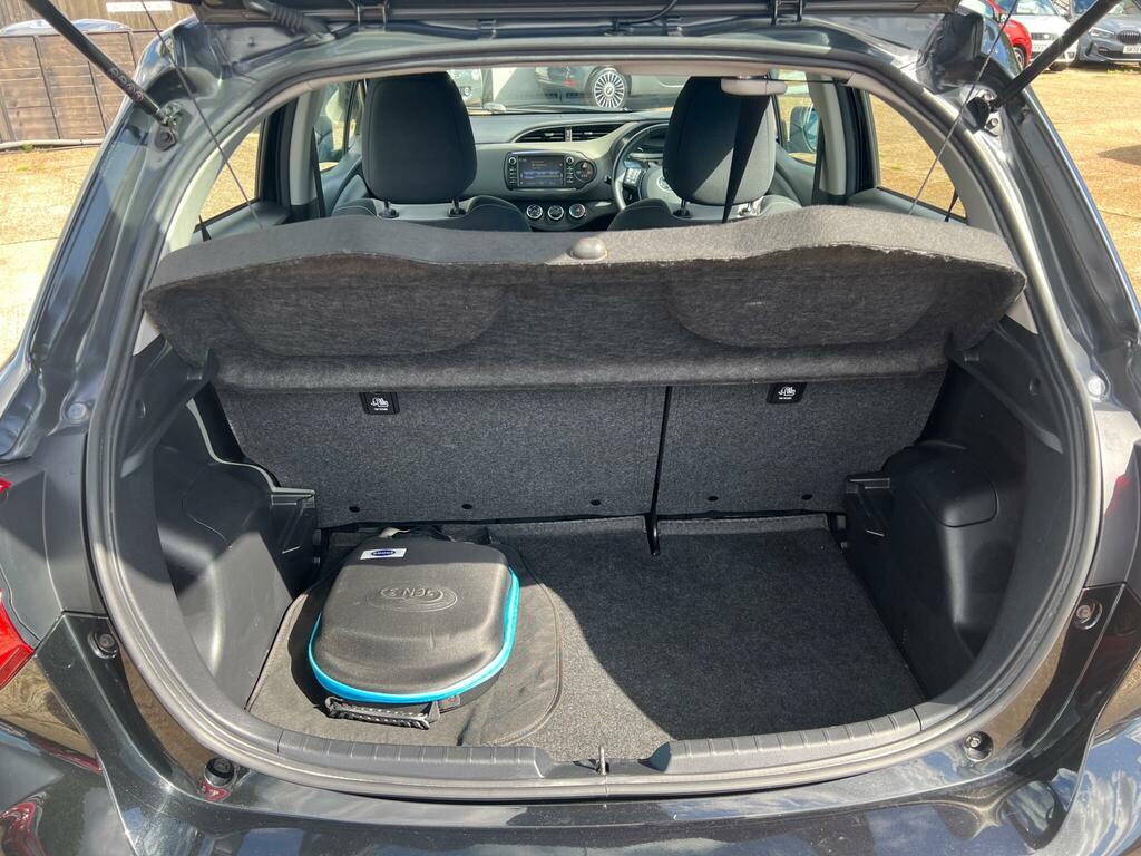 Toyota Yaris Black #11