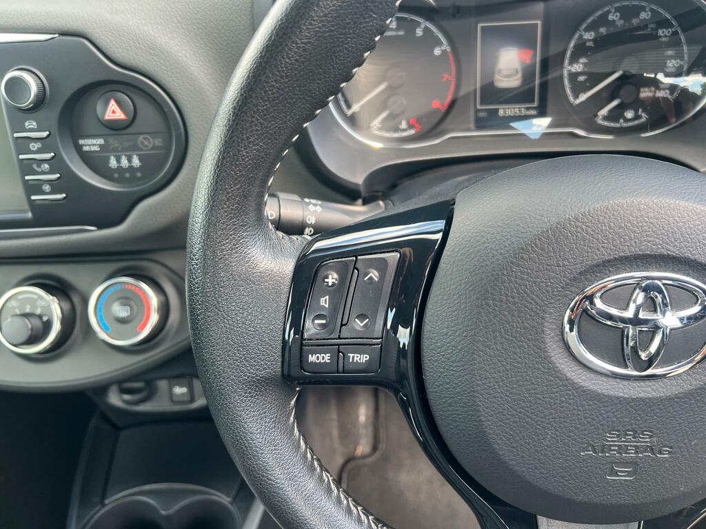 Toyota Yaris Black #18