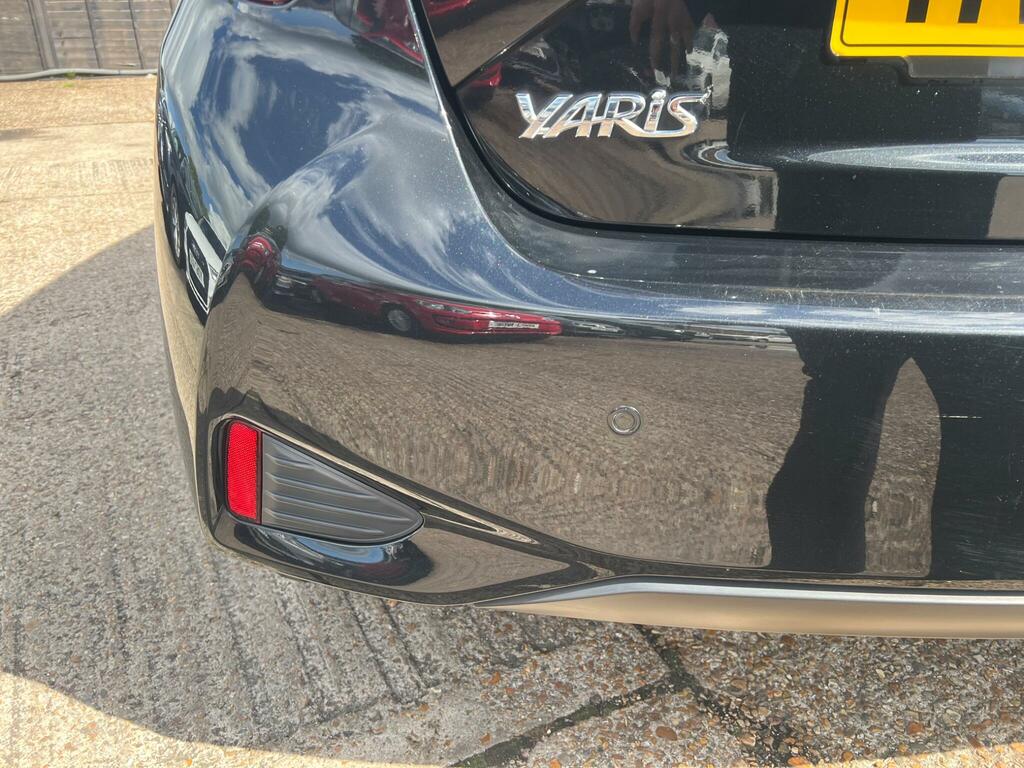 Toyota Yaris Black #10