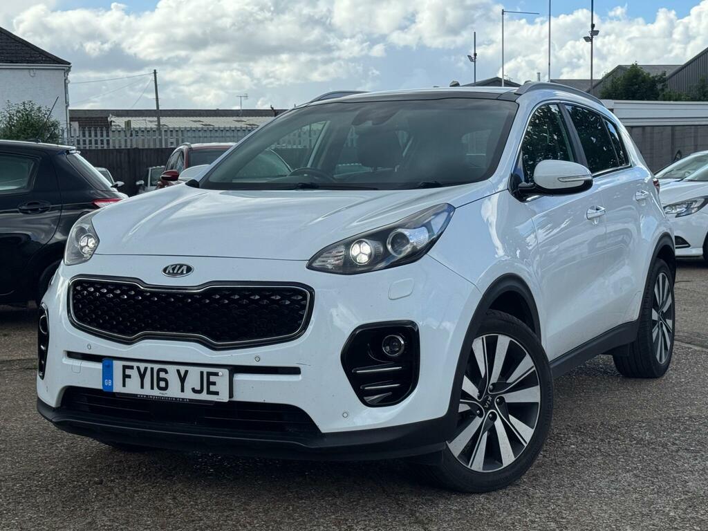Kia Sportage 1.7 Crdi 4 Euro 6 Ss White #3