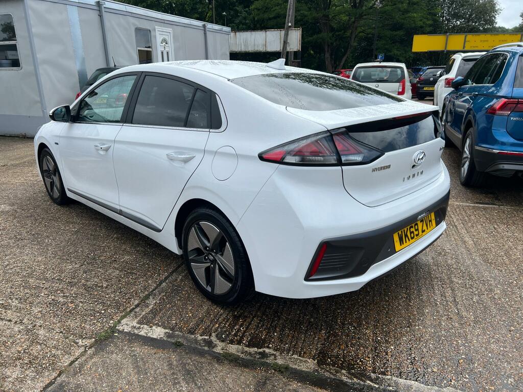 Hyundai Ioniq 1.6 H-gdi Premium Se Dct Euro 6 Ss White #5