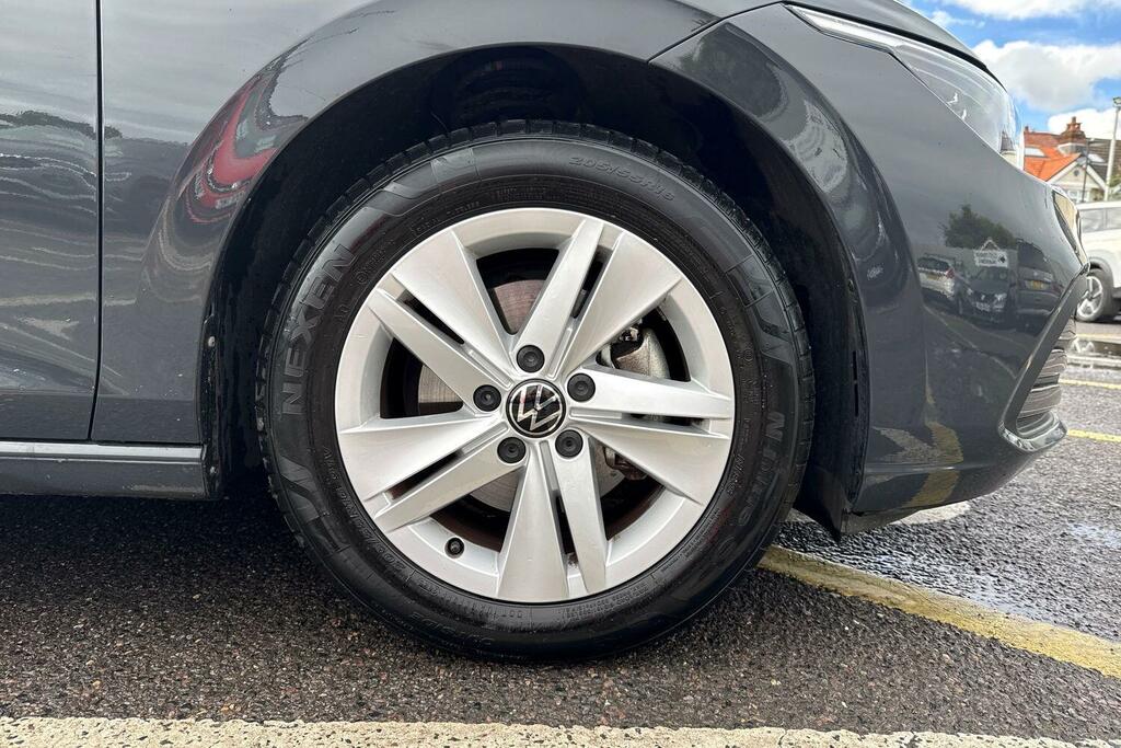Volkswagen Golf 1.5 Tsi Life  #5