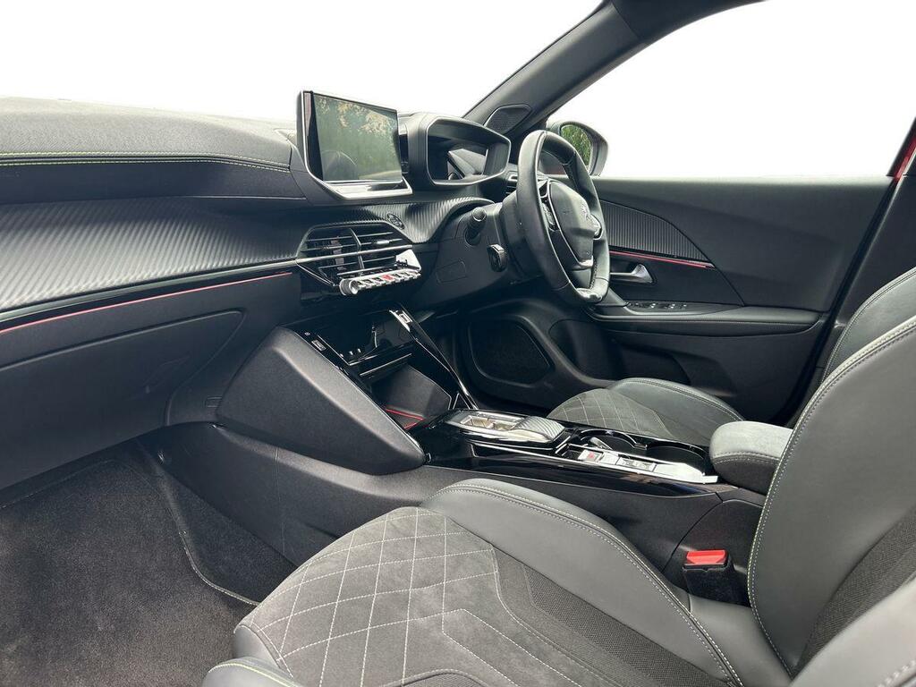 Peugeot e-2008 50Kwh Gt 7Kw Charger Red #2
