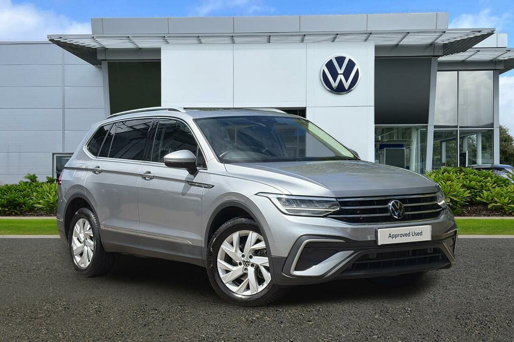 Volkswagen Tiguan Allspace 1.5 Tsi Life Dsg Panoramic Sunroof Rear Ca
