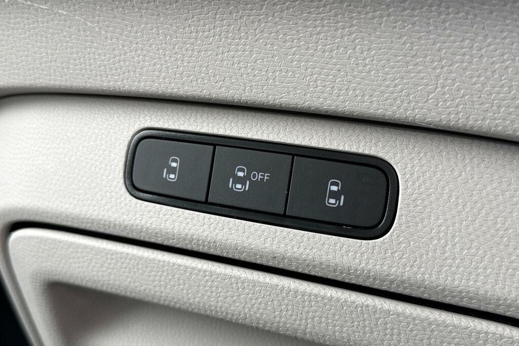 Volkswagen ID.Buzz Pro 79Kwh Commerce Plus Panel Van Aut Silver #23