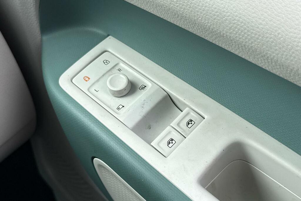 Volkswagen ID.Buzz Pro 79Kwh Commerce Plus Panel Van Aut Silver #30