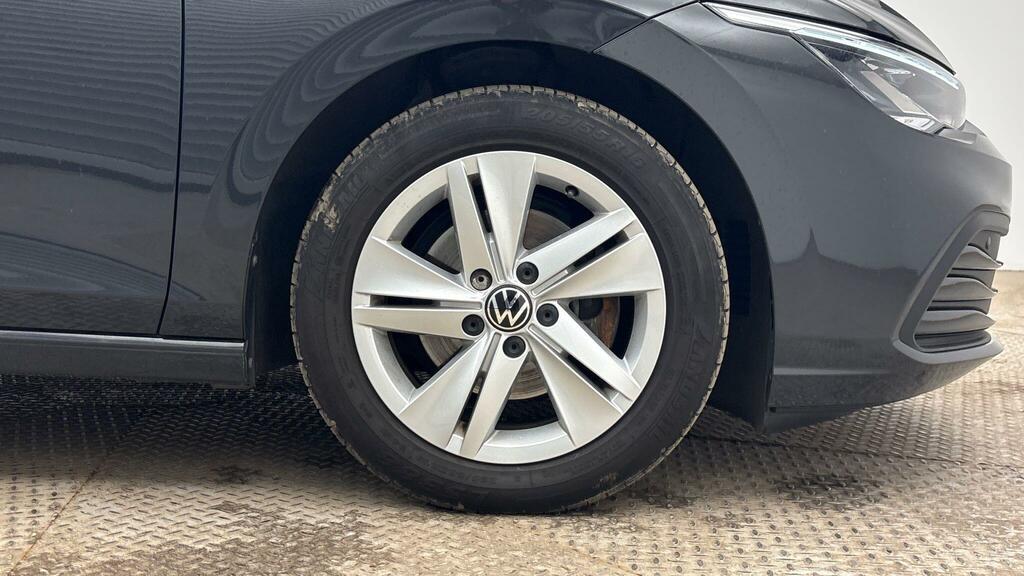 Volkswagen Golf 1.5 Tsi Life MA24VPX #5
