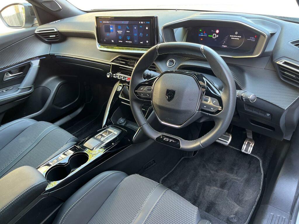 Peugeot e-2008 50Kwh Gt 7Kw Charger HS24GVU #6
