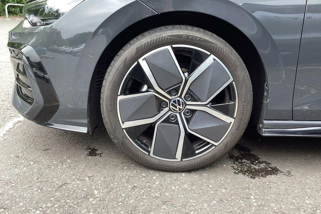 Volkswagen Golf 2.0 Tdi 150 Black Edition Dsg HV26FCM #5