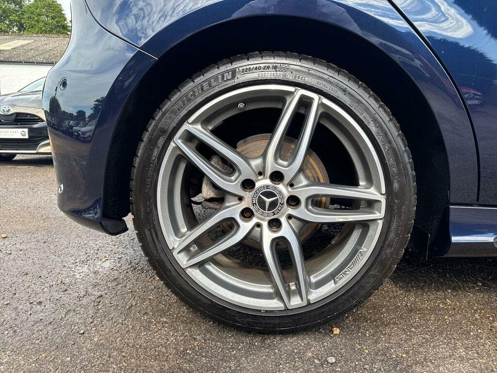 Mercedes-Benz A Class 2.1 A200d Amg Line Premium Plus 7G-dct Euro 6 S MJ17UMV  #5