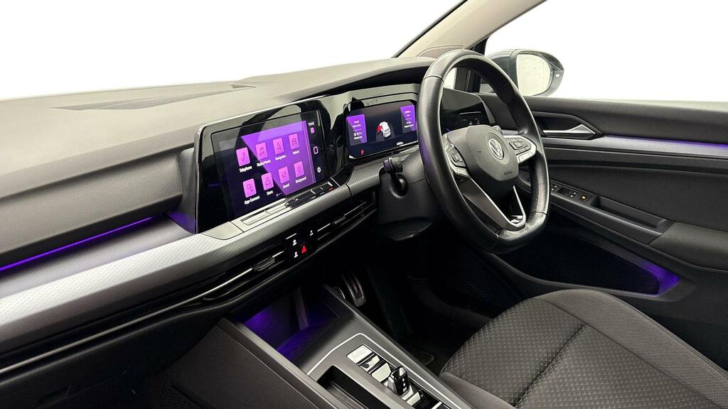 Volkswagen Golf 1.0 Etsi Active Dsg  #2