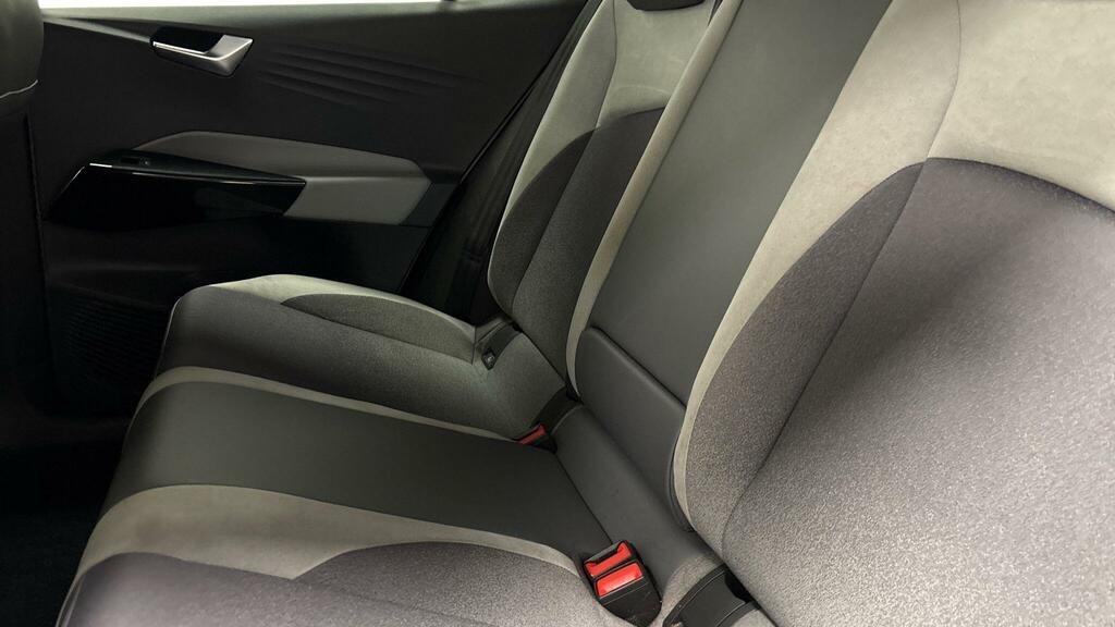 Volkswagen ID.3 Pro Performance 58Kwh Life Silver #7
