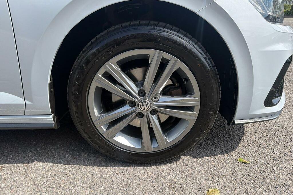 Volkswagen Polo 1.0 Tsi 115 R-line  #5