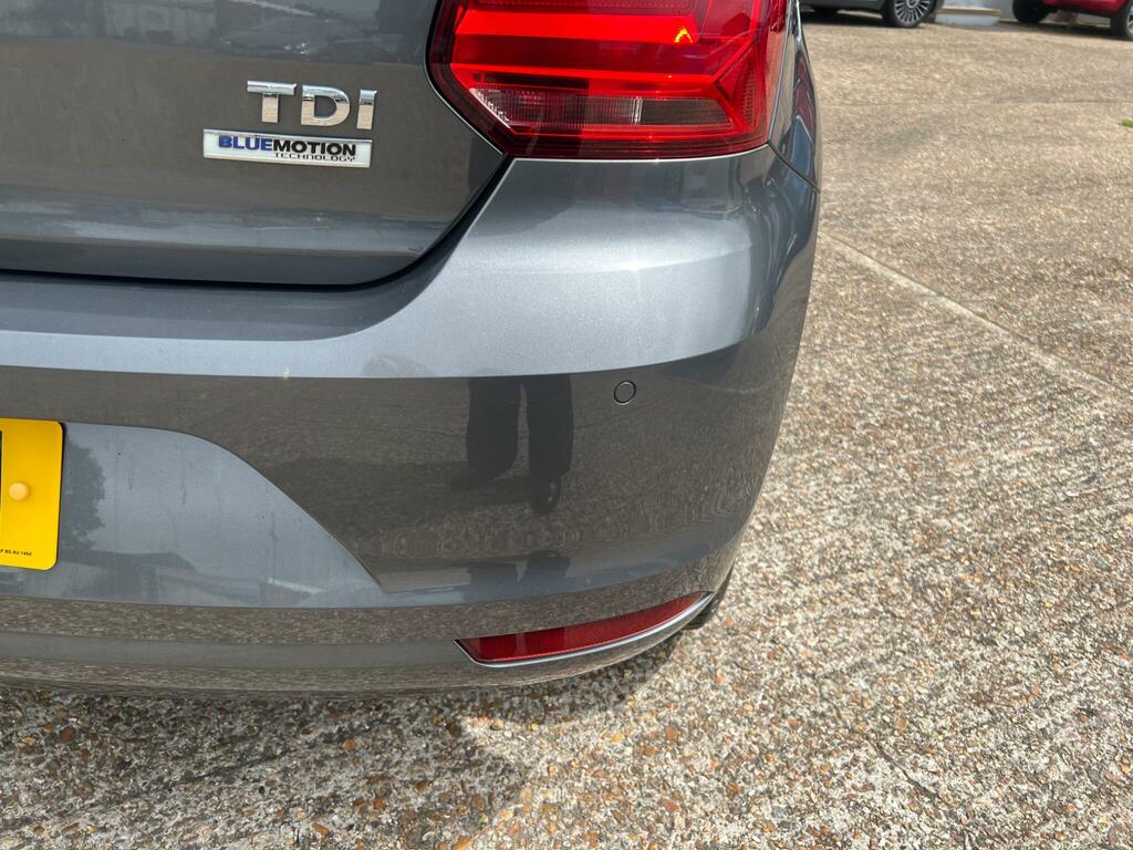 Volkswagen Polo Hatchback White #10