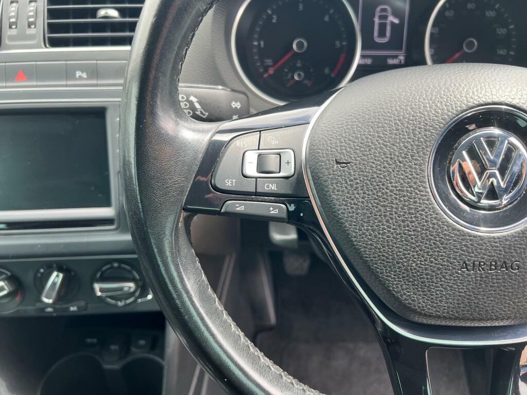 Volkswagen Polo Hatchback White #16