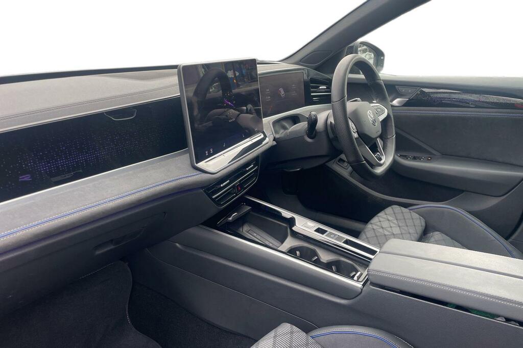 Volkswagen Passat 1.5 Etsi R-line Dsg Black #2