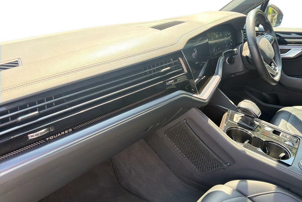 Volkswagen Touareg 3.0 V6 Tdi 4Motion 286 Black Edition Tip HK73UBG #2