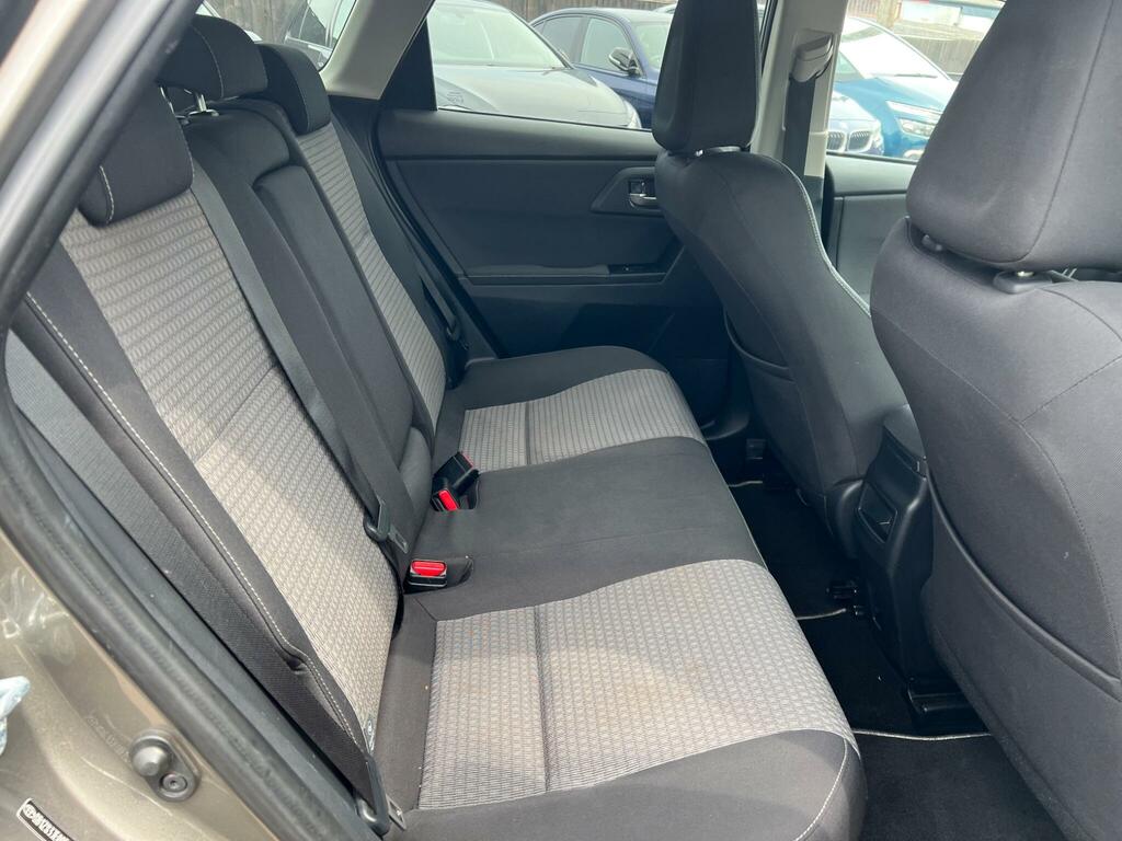 Toyota Auris Hatchback Brown #14