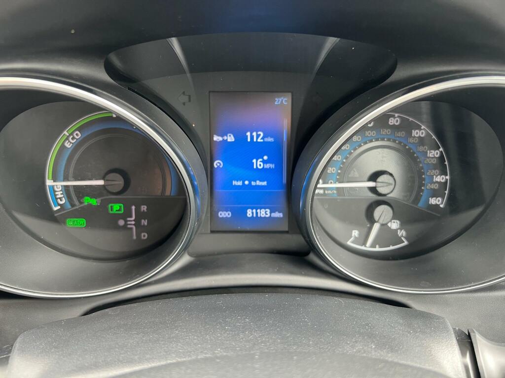 Toyota Auris Hatchback Brown #20