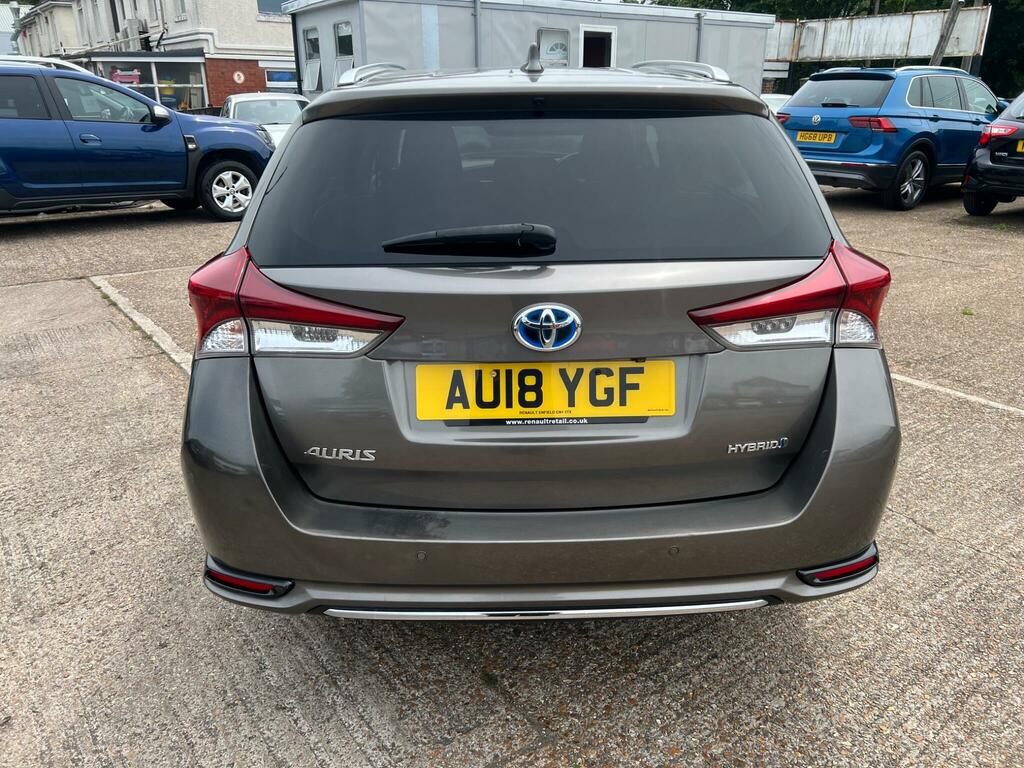Toyota Auris 1.8 Vvt-h Design Touring Sports Cvt Euro 6 Ss 5 Brown #6