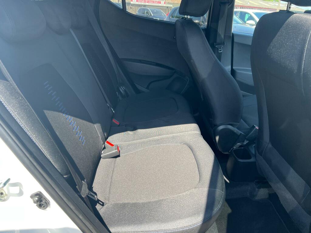 Hyundai I10 1.2 Se Euro 6 Brown #14