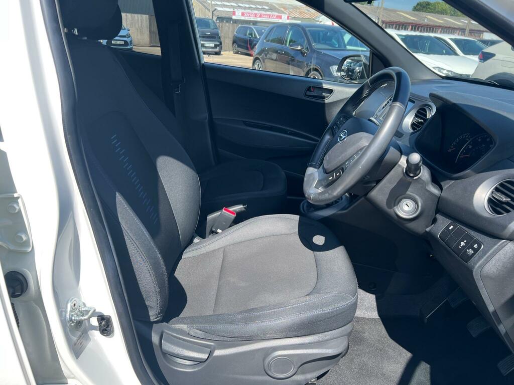 Hyundai I10 1.2 Se Euro 6 Brown #13