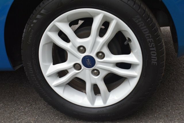 Ford Fiesta Zetec Black #28
